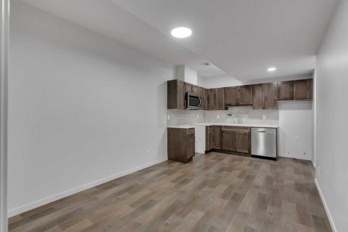 117 Cornerbrook Road Ne, Calgary, AB - Indoor Photo Showing Kitchen
