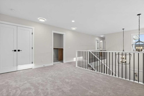 298 Kinniburgh Loop, Chestermere, AB - Indoor Photo Showing Other Room