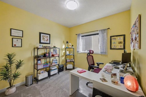 49 Aztec Crescent, Blackfalds, AB - Indoor Photo Showing Office