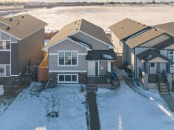 49 Aztec Crescent  Blackfalds, AB T4M 0M2