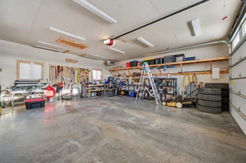 49 Aztec Crescent, Blackfalds, AB - Indoor Photo Showing Garage