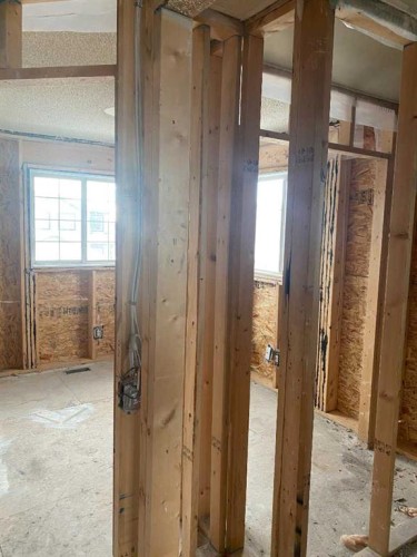 78 Saddlecrest Place Ne, Calgary, AB - Indoor Photo Showing Other Room