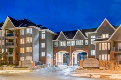 355-15 Everstone Drive SW Calgary, AB T2Y 5B5
