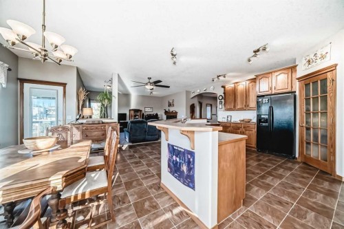 114 Royal Birkdale Crescent Nw, Calgary, AB - Indoor