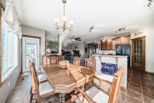 114 Royal Birkdale Crescent Nw, Calgary, AB - Indoor Photo Showing Dining Room