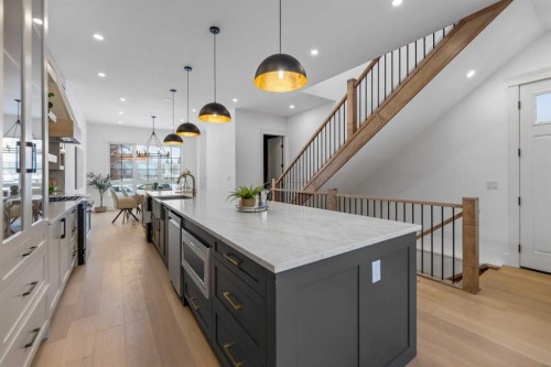 2323 53 Avenue Sw, Calgary, AB - Indoor Photo Showing Kitchen With Upgraded Kitchen