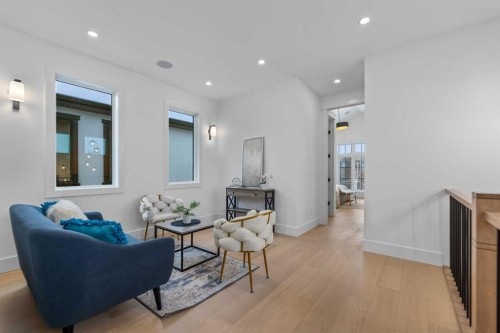 2323 53 Avenue Sw, Calgary, AB - Indoor