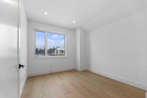 2323 53 Avenue Sw, Calgary, AB - Indoor Photo Showing Other Room