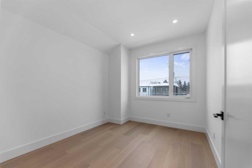 2323 53 Avenue Sw, Calgary, AB - Indoor Photo Showing Other Room