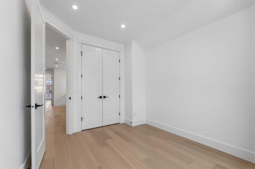 2323 53 Avenue Sw, Calgary, AB - Indoor Photo Showing Other Room