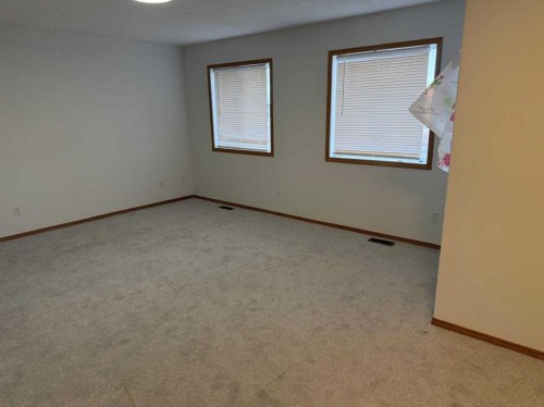 104 Taracove Crescent Ne, Calgary, AB 