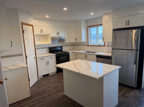 104 Taracove Crescent Ne, Calgary, AB 