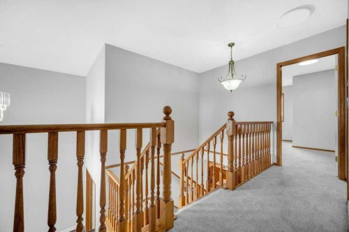 104 Taracove Crescent Ne, Calgary, AB 