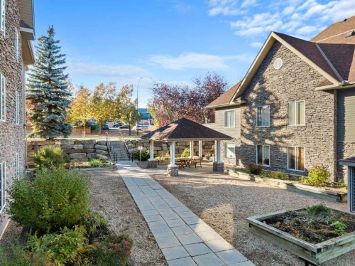 1208 Millrise Point Sw, Calgary, AB - Outdoor