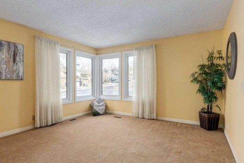 3 Hawkcliff Way Nw, Calgary, AB - Indoor