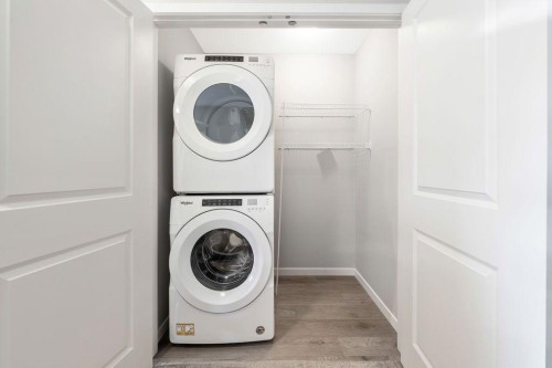 369 D'Arcy Ranch Drive, Okotoks, AB - Indoor Photo Showing Laundry Room