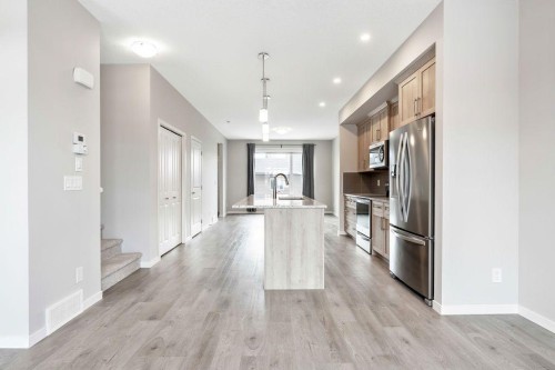 369 D'Arcy Ranch Drive, Okotoks, AB - Indoor Photo Showing Kitchen