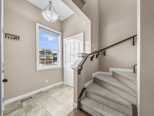 1023 Evanston Drive Nw, Calgary, AB - Indoor Photo Showing Other Room