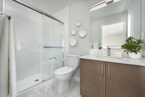 7079 Rangeview Avenue Se, Calgary, AB - Indoor Photo Showing Bathroom