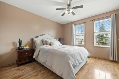 306 Coventry Road Ne, Calgary, AB - Indoor Photo Showing Bedroom