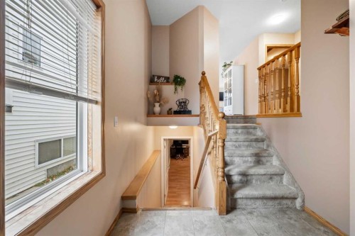 306 Coventry Road Ne, Calgary, AB - Indoor Photo Showing Other Room