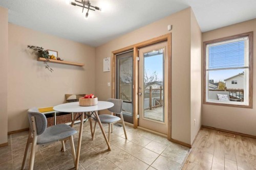 306 Coventry Road Ne, Calgary, AB - Indoor Photo Showing Other Room