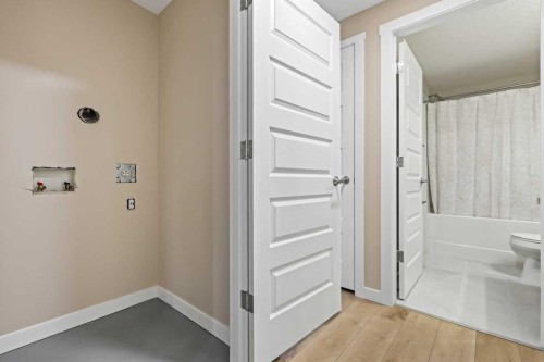 147 Mckenzie Towne Close Se, Calgary, AB - Indoor