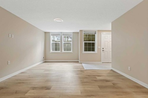 147 Mckenzie Towne Close Se, Calgary, AB - Indoor Photo Showing Other Room