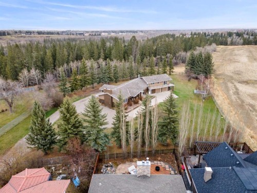 1008 Shawnee Drive Sw, Calgary, AB - Outdoor With View
