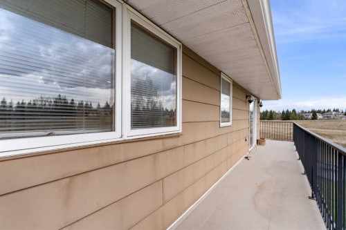 1008 Shawnee Drive Sw, Calgary, AB - Outdoor With Exterior