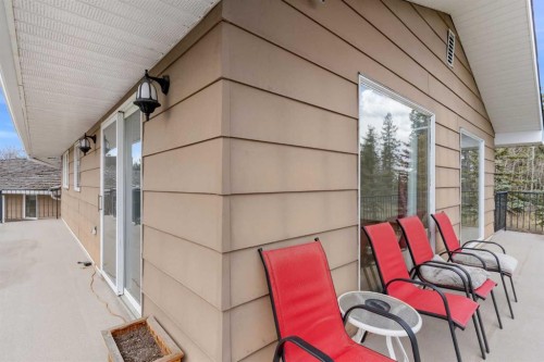 1008 Shawnee Drive Sw, Calgary, AB - Outdoor With Exterior