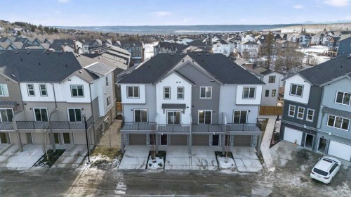140-2231 81St Street Sw, Calgary, AB - Outdoor With Balcony With Facade