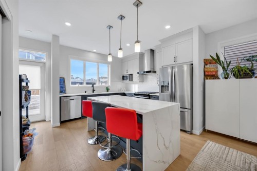 153 Edith Way Nw, Calgary, AB - Indoor Photo Showing Kitchen With Stainless Steel Kitchen With Upgraded Kitchen