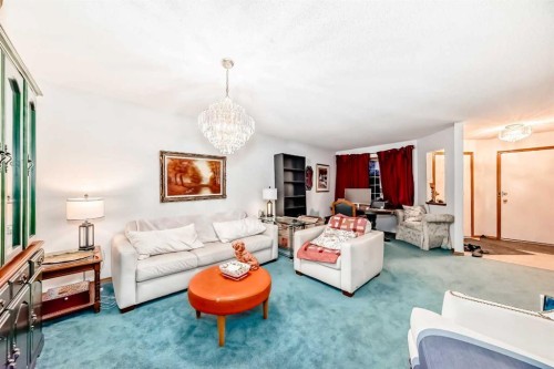 173 Citadel Hills Circle Nw, Calgary, AB - Indoor Photo Showing Living Room