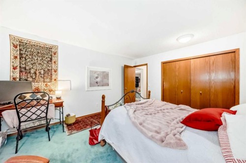 173 Citadel Hills Circle Nw, Calgary, AB - Indoor Photo Showing Bedroom