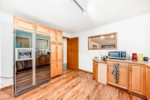 173 Citadel Hills Circle Nw, Calgary, AB - Indoor Photo Showing Kitchen