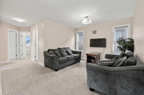 320 Nolancrest Circle Nw, Calgary, AB - Indoor Photo Showing Living Room
