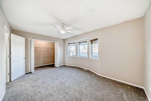 677 Regal Park Ne, Calgary, AB - Indoor Photo Showing Other Room