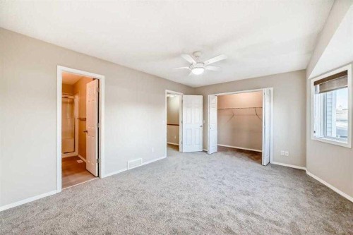 677 Regal Park Ne, Calgary, AB - Indoor Photo Showing Other Room