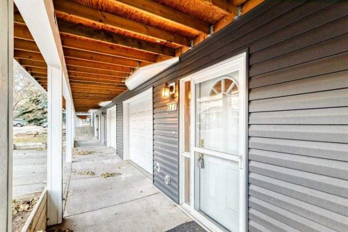 677 Regal Park Ne, Calgary, AB - Outdoor With Exterior