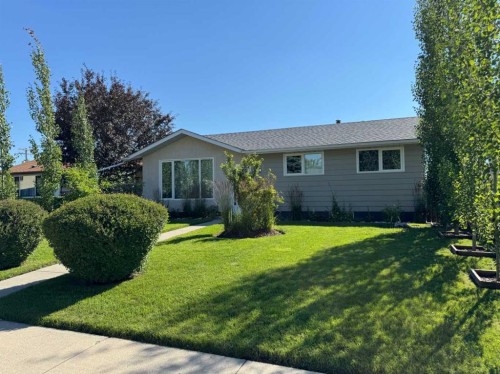 9936 Warren Road Se, Calgary, AB - Outdoor