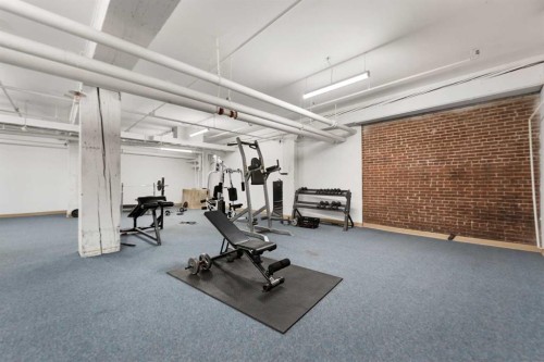 305-535 10 Avenue Sw, Calgary, AB - Indoor Photo Showing Gym Room