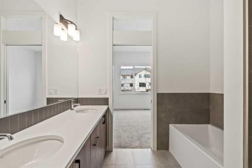 19832 44 Street Se, Calgary, AB - Indoor Photo Showing Bathroom