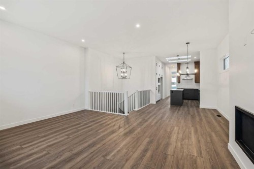 19832 44 Street Se, Calgary, AB - Indoor Photo Showing Other Room