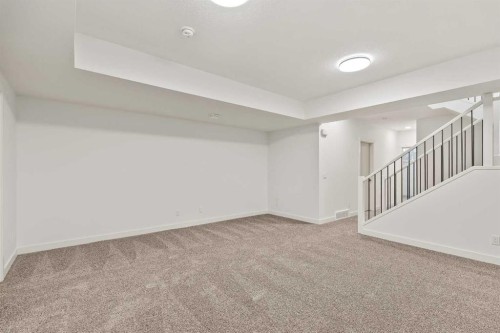 19832 44 Street Se, Calgary, AB - Indoor Photo Showing Other Room