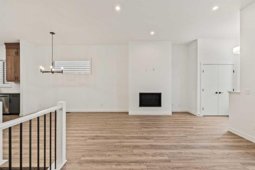 19832 44 Street Se, Calgary, AB - Indoor Photo Showing Other Room