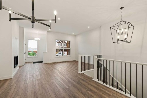 19832 44 Street Se, Calgary, AB - Indoor Photo Showing Other Room