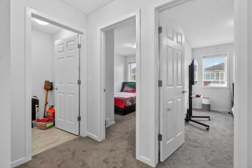43 Cityside Terrace Ne, Calgary, AB - Indoor Photo Showing Other Room