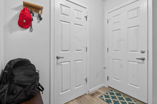 43 Cityside Terrace Ne, Calgary, AB - Indoor Photo Showing Other Room