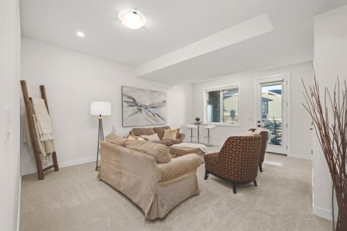 104 Crestridge Common Sw, Calgary, AB - Indoor